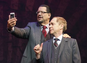 Penn & Teller Snapping Selfies