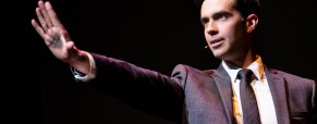 Michael Carbonaro Recieves The Copperfield Prize